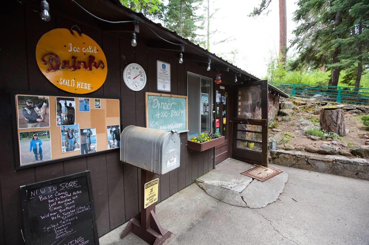 Crater Lake Gateway-Rocky Point Resort Klamath Falls Exterior foto